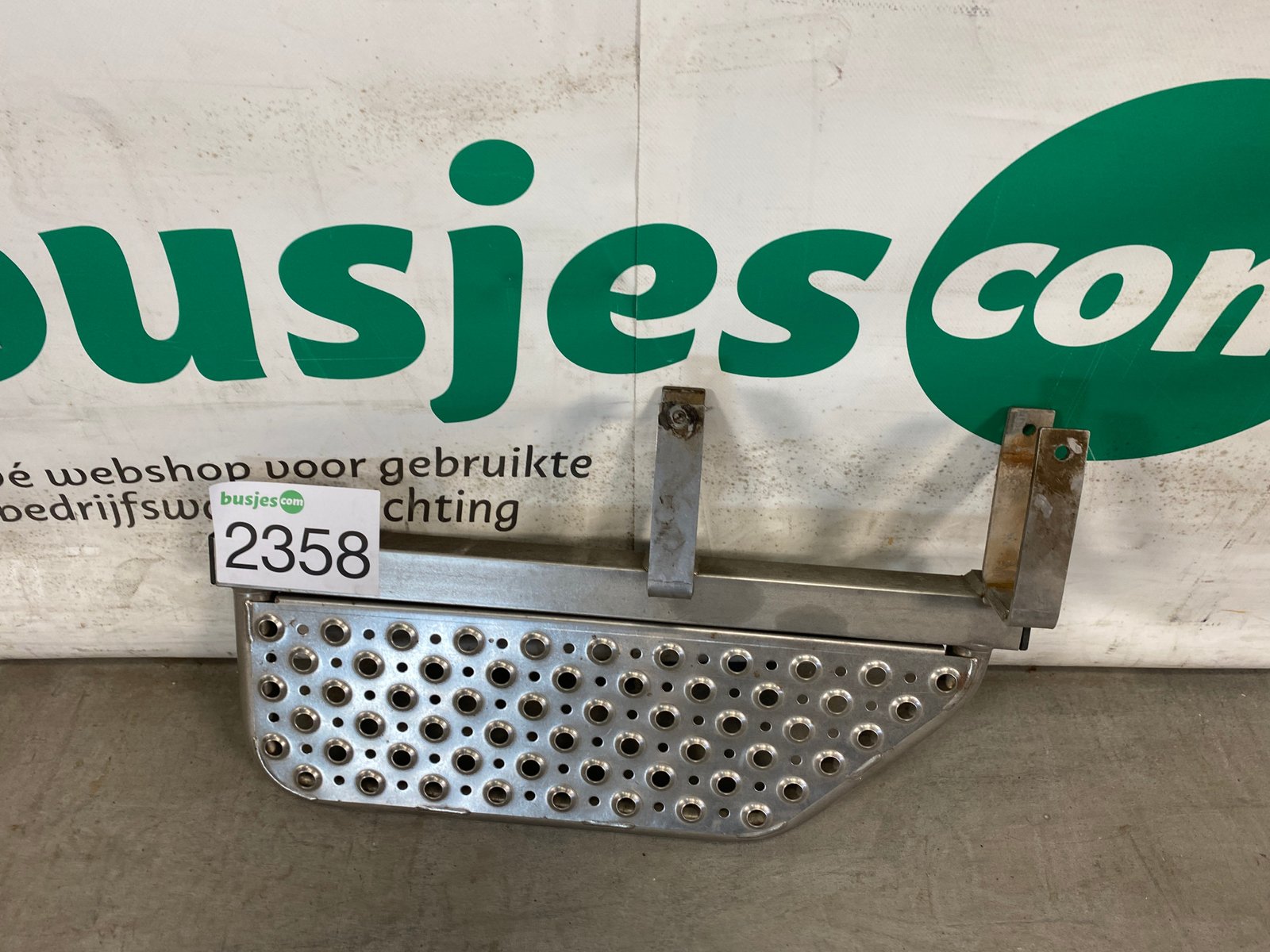 RVS opstap VW Crafter 2017> links Westfalia trekhaak (2358)