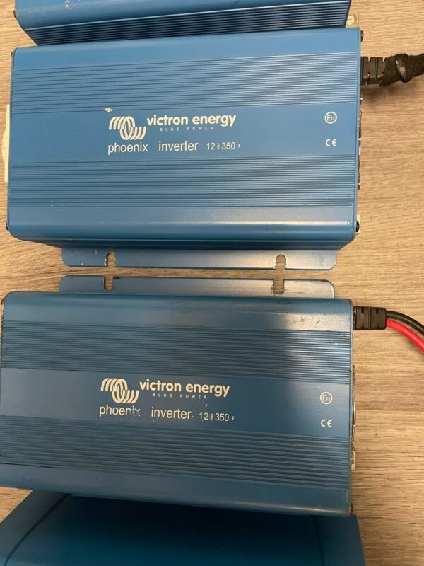 Gebruikte Victron omvormers 7x | nr 681 | getest - Afbeelding 7