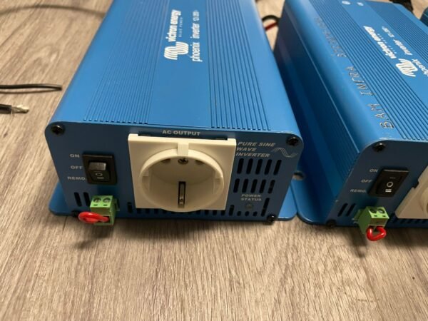 Gebruikte Victron omvormers 7x | nr 681 | getest - Afbeelding 8
