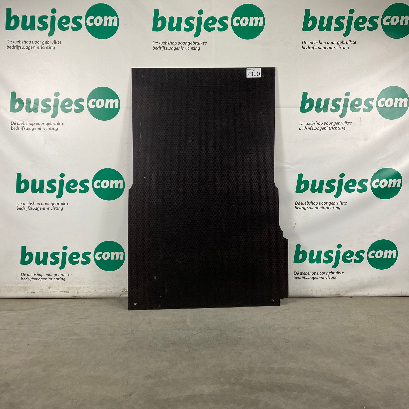 Nieuwe antislip betonplex vloer Partner/Combo L2 (2100)