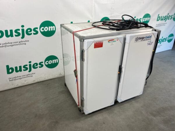 Gebruikte Universele Koeling 12V/230V (nr 1407) - Afbeelding 7