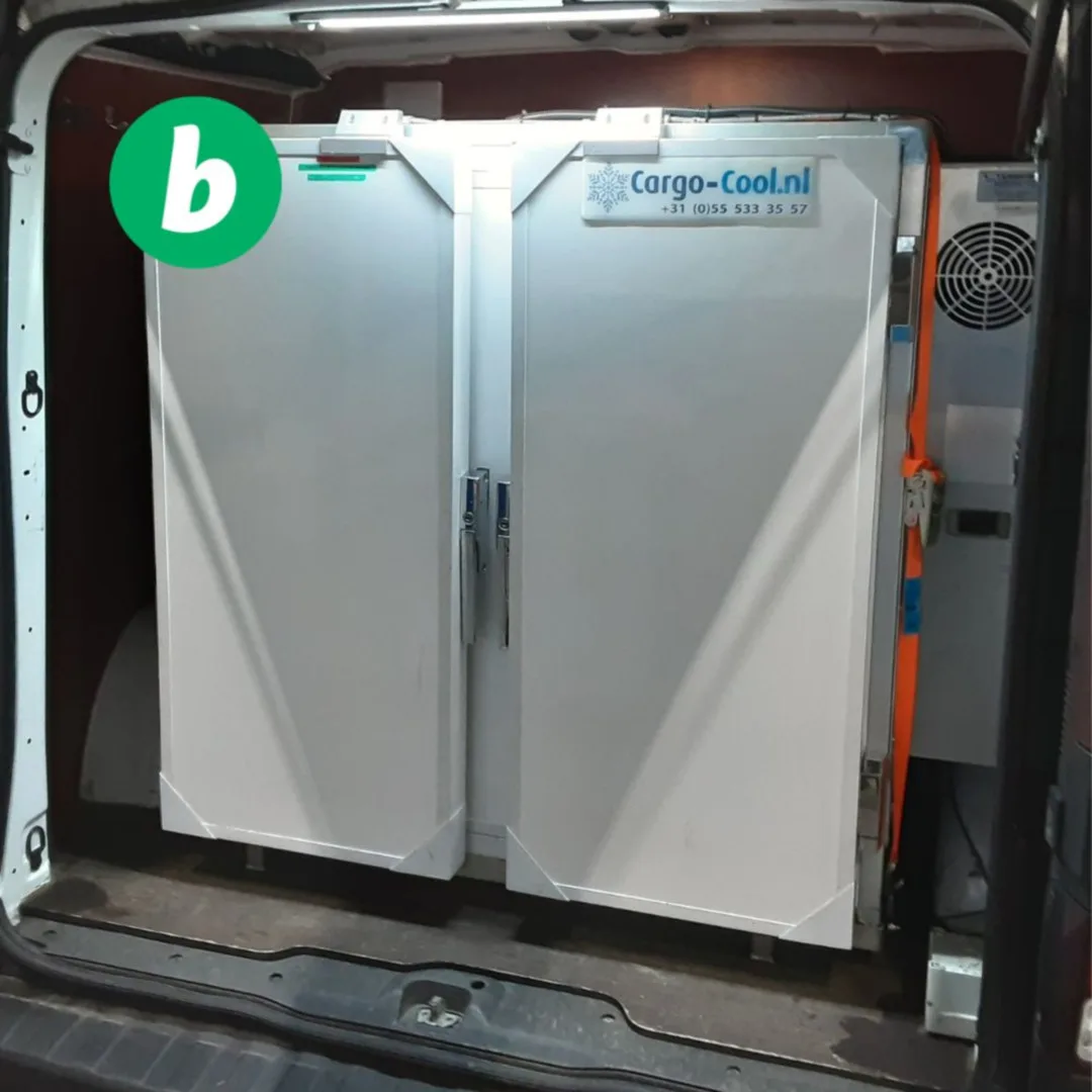 Gebruikte Universele Koeling 12V/230V (nr 1408) - Afbeelding 2